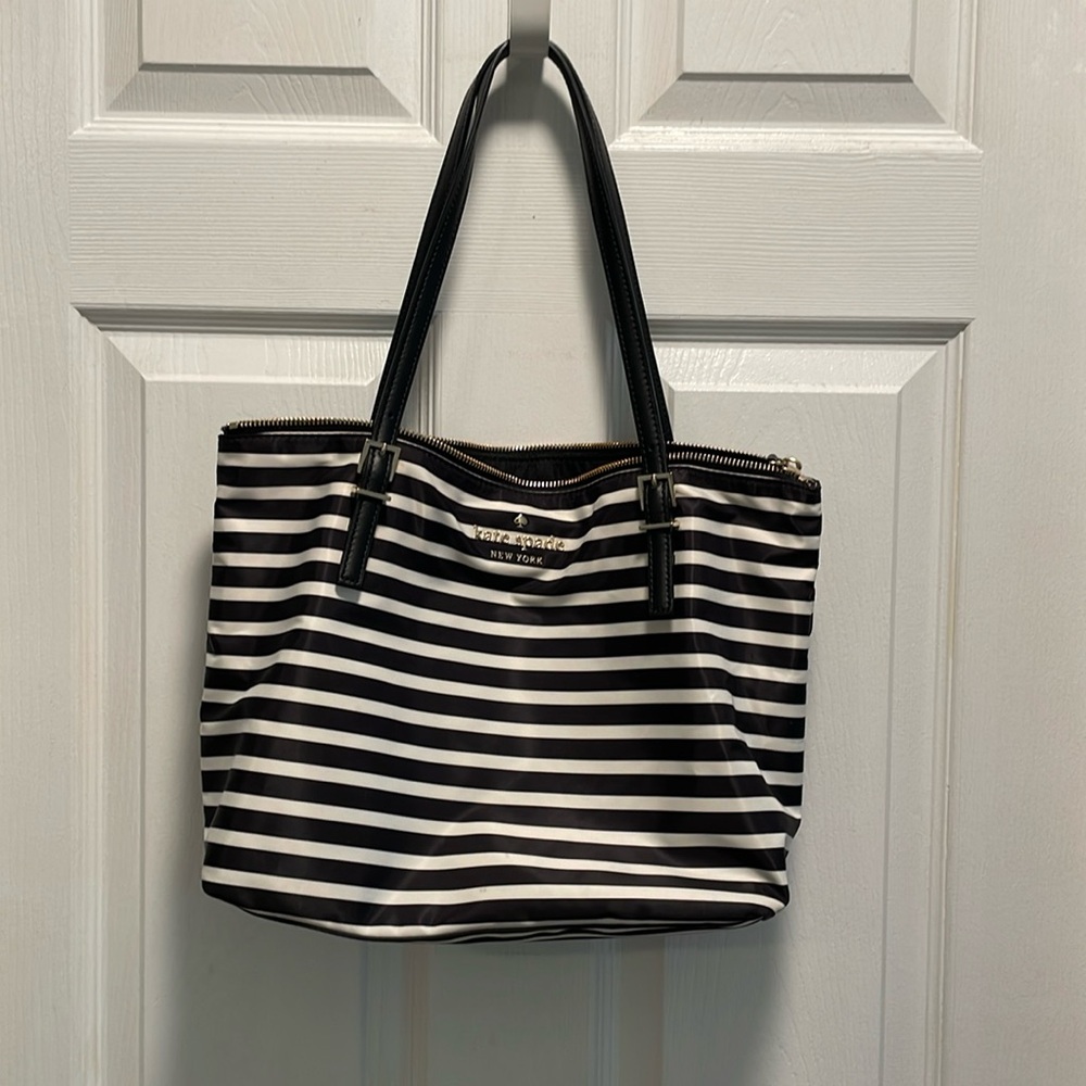 Kate Spade black and white bag